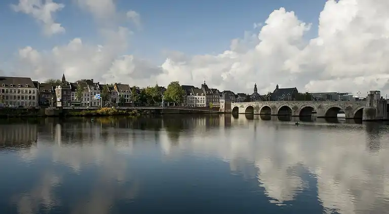 Holiday home in Dousberg-Hazendans