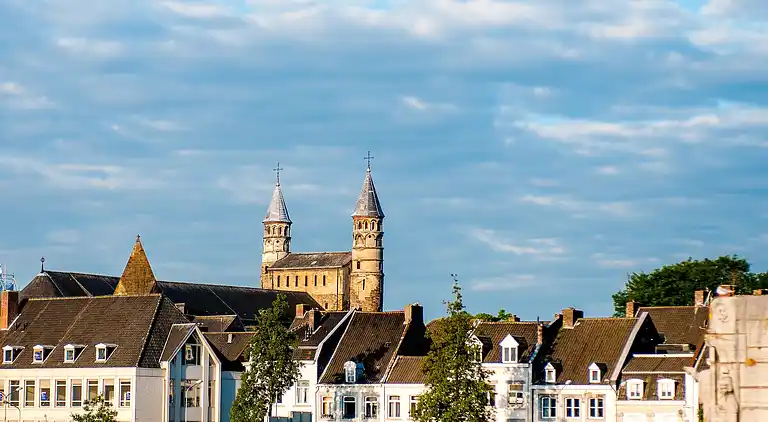 Holiday home in Dousberg-Hazendans