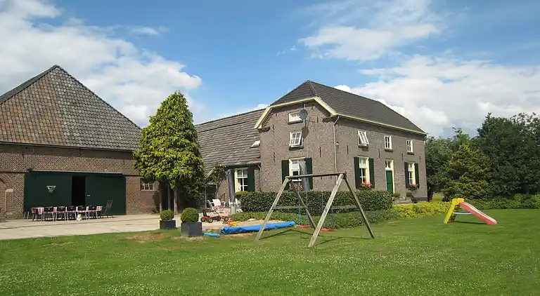 Farm house in Wijnbergen