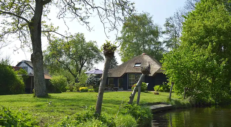 Farm house in Giethoorn