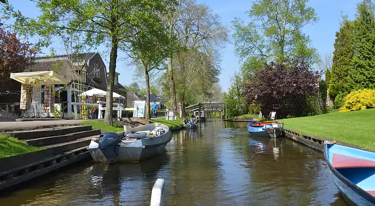 Farm house in Giethoorn