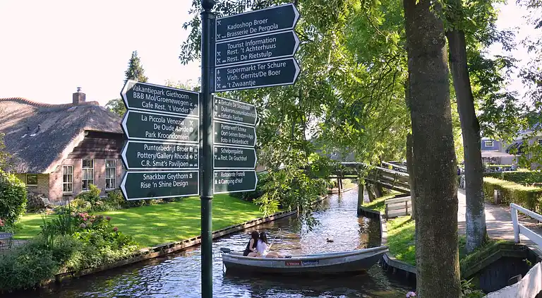 Farm house in Giethoorn