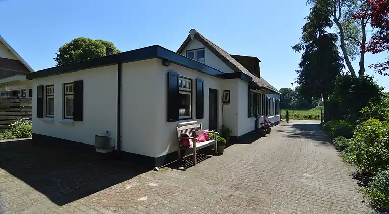 Holiday home in Nijeberkoop