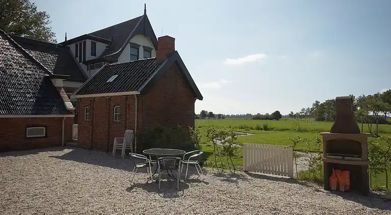Farm house in Uithuizermeeden
