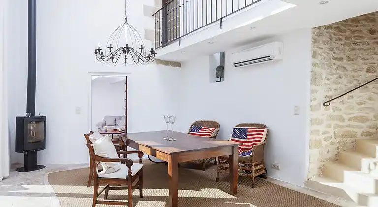 Castle in Jonquières