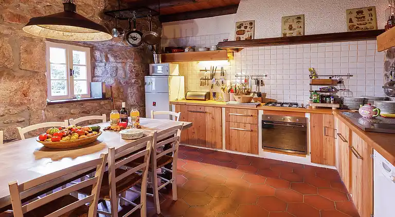 Farm house in Cros-de-Géorand