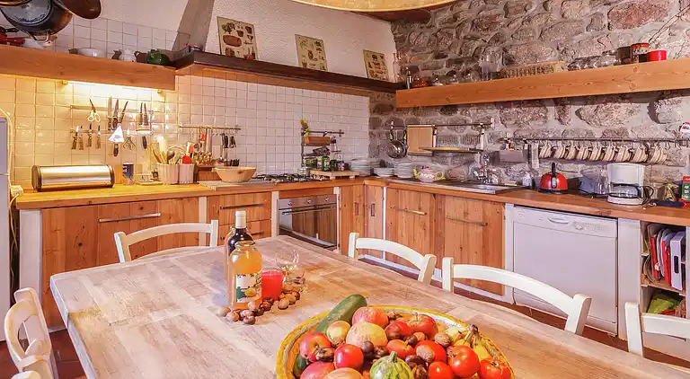 Farm house in Cros-de-Géorand