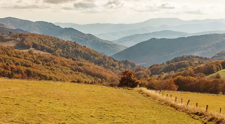 Farm house in Cros-de-Géorand