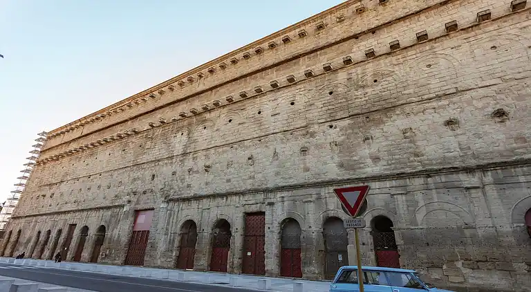 Castle in Jonquières