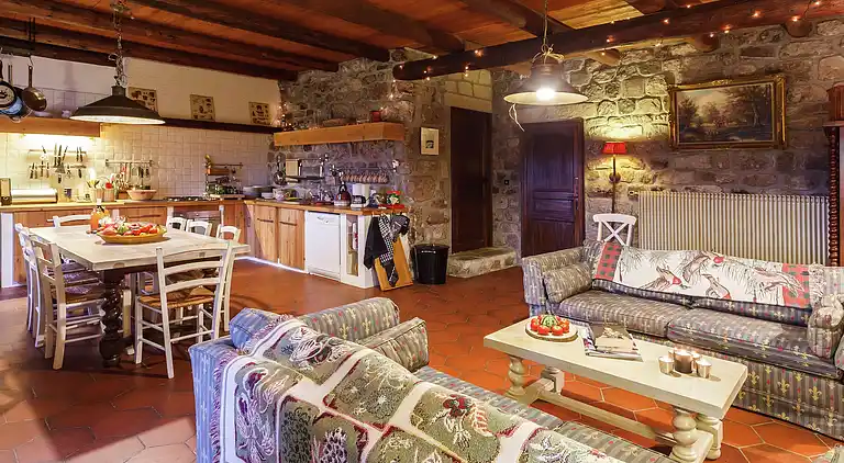 Farm house in Cros-de-Géorand