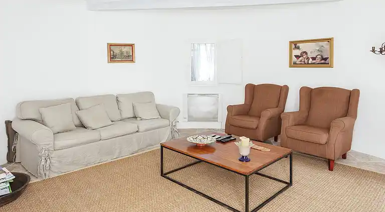 Castle in Jonquières