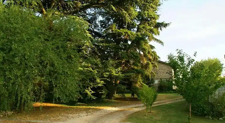 Holiday home in Bésayes