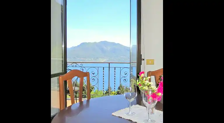 Ferielejlighed i Trarego