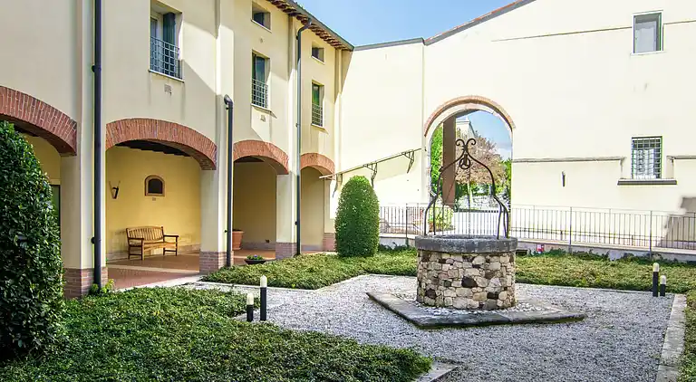 Manor house in Mason