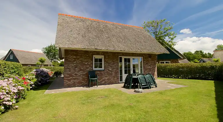 Holiday home in Sint Maartensvlotbrug