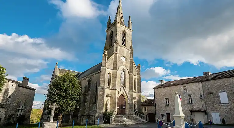 Holiday home in Monmadalès
