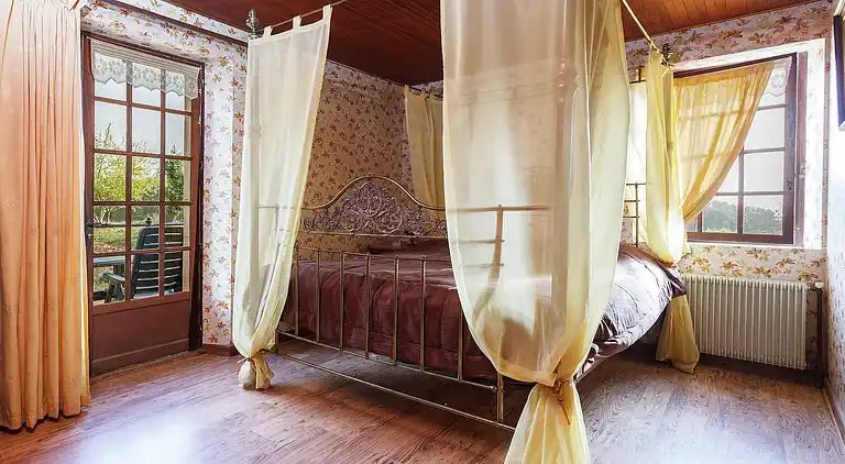 Holiday home in Puy-l'Évêque