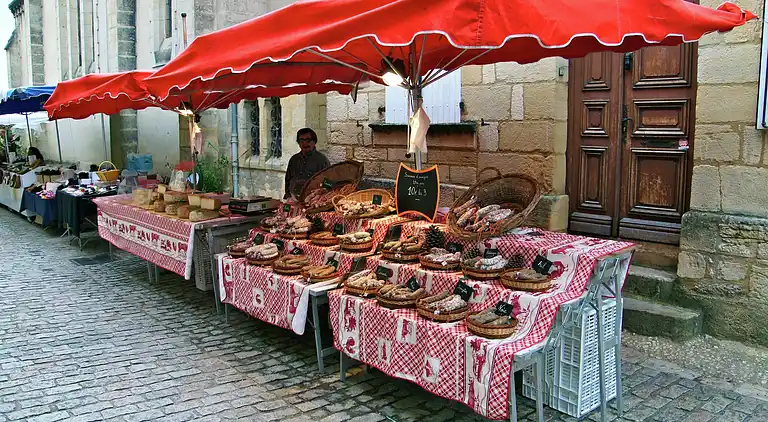 Holiday home in Puy-l'Évêque