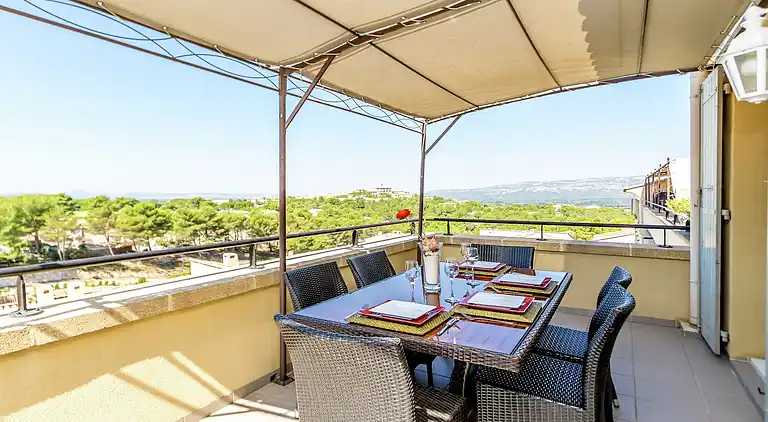 Apartment in Mallemort