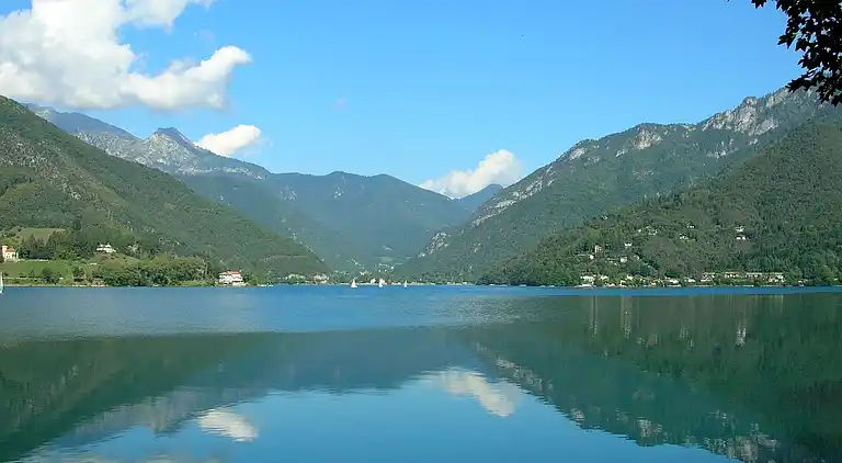 Semesterbostad i Ledro