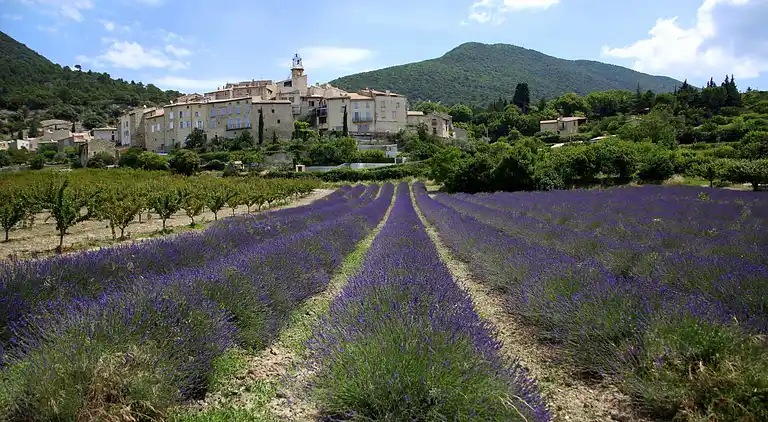 Holiday home in Bésayes