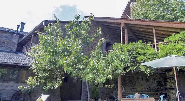 Farm house in Turbiàs