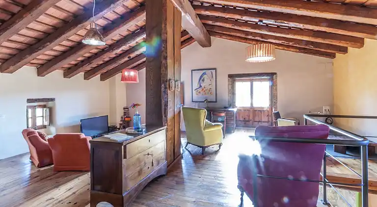 Farm house in Els Hostalets de Pierola