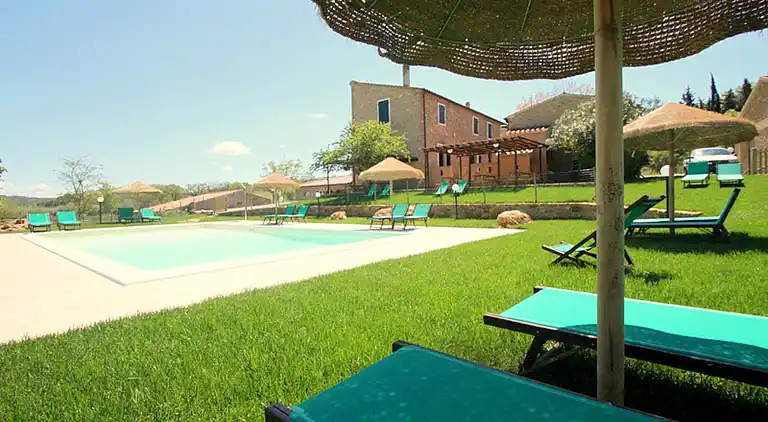 Gårdhus i Montescudaio