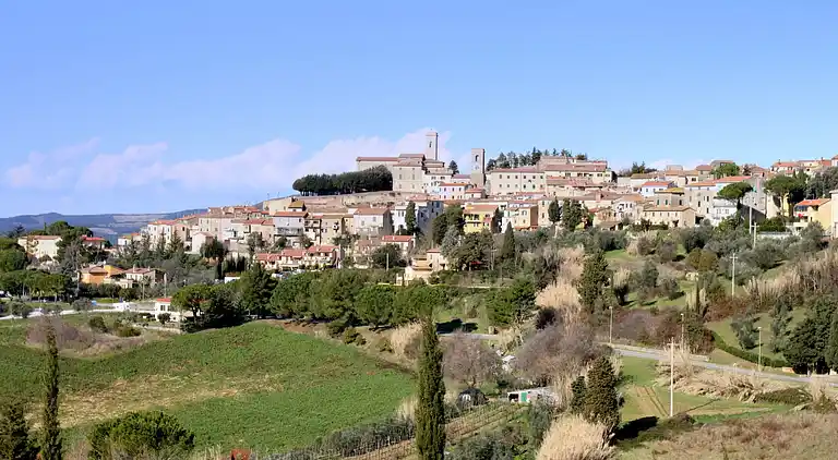 Gårdhus i Montescudaio