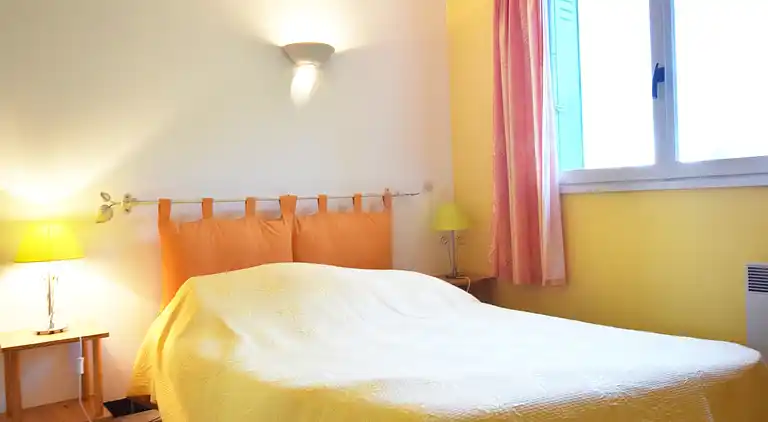 Holiday home in Bourdeaux