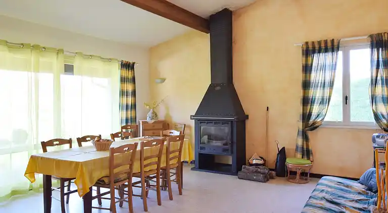 Holiday home in Bourdeaux