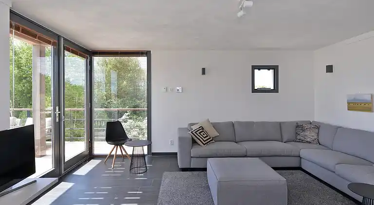 Villa in South Holland