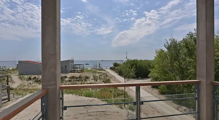 Villa in South Holland