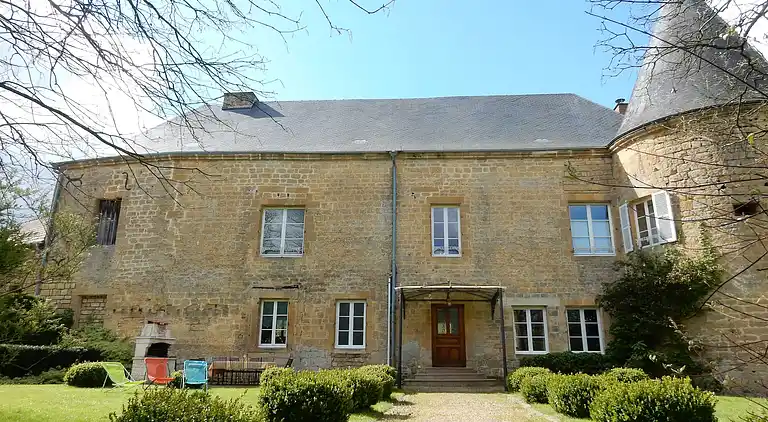 Slot i Signy-l'Abbaye