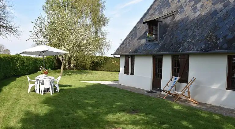 Semesterbostad i Épaignes