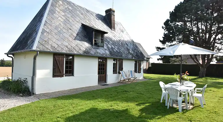 Semesterbostad i Épaignes