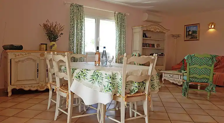 Villa i Bagnols-sur-Cèze