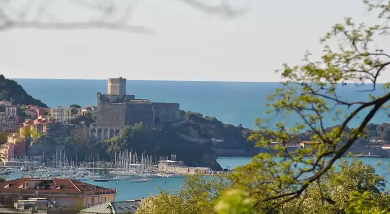 Semesterbostad i Lerici