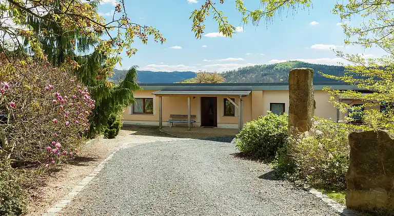 Holiday home in Mittelndorf