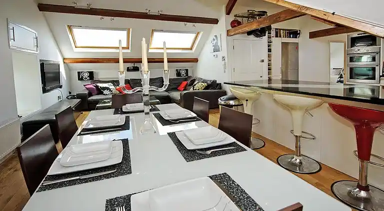 Apartment in Llanbedrog