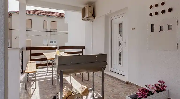 Holiday home in Podstrana