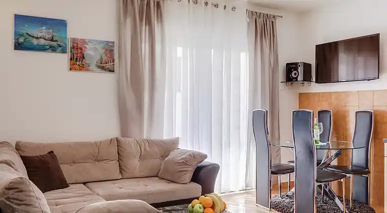 Holiday home in Podstrana