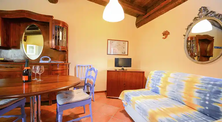 Apartment in Montecalvo Versiggia