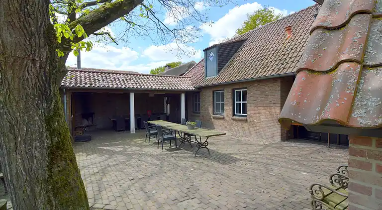 Manor house in Heusden Gem Asten