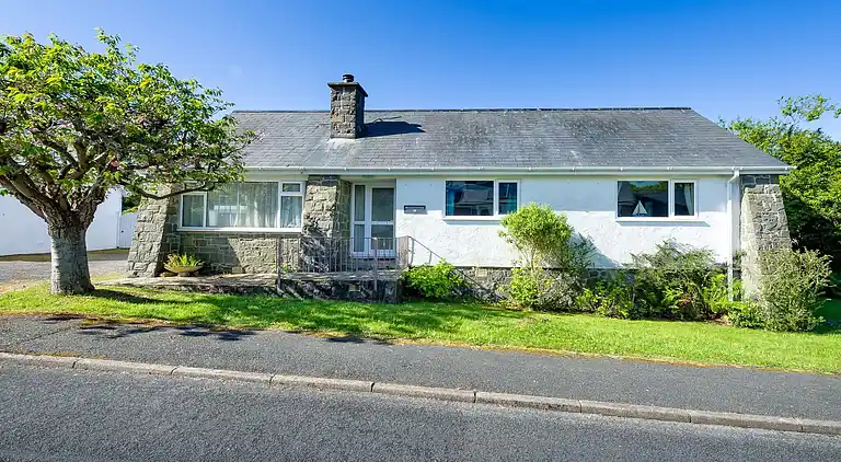 Holiday home in Llanbedrog