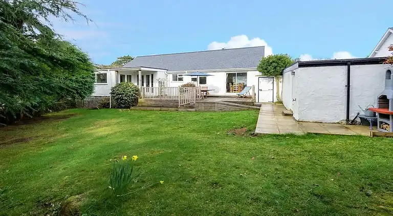 Holiday home in Llanbedrog