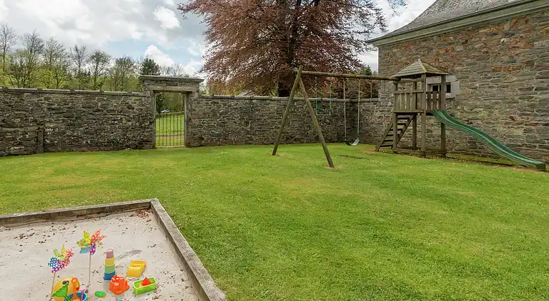 Holiday home in Ochamps