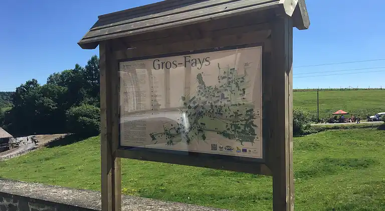 Apartment in Gros-Fays