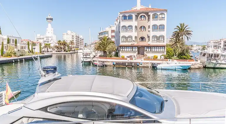 Apartment in Empuriabrava