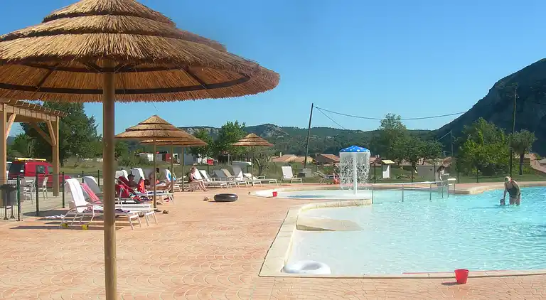 Sommerhus i Vallon-Pont-d'Arc